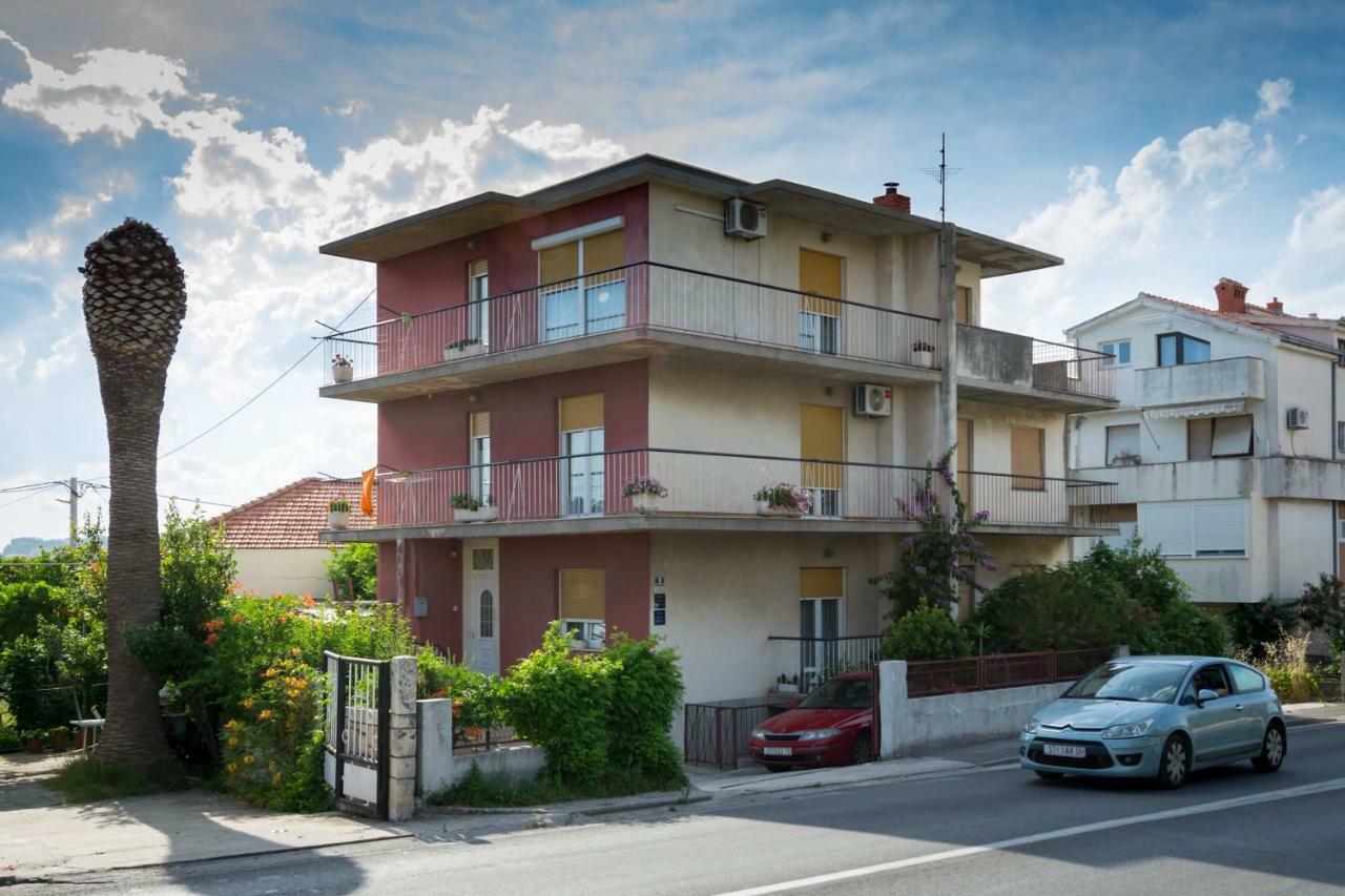 Apartments Pericic Podstrana Buitenkant foto